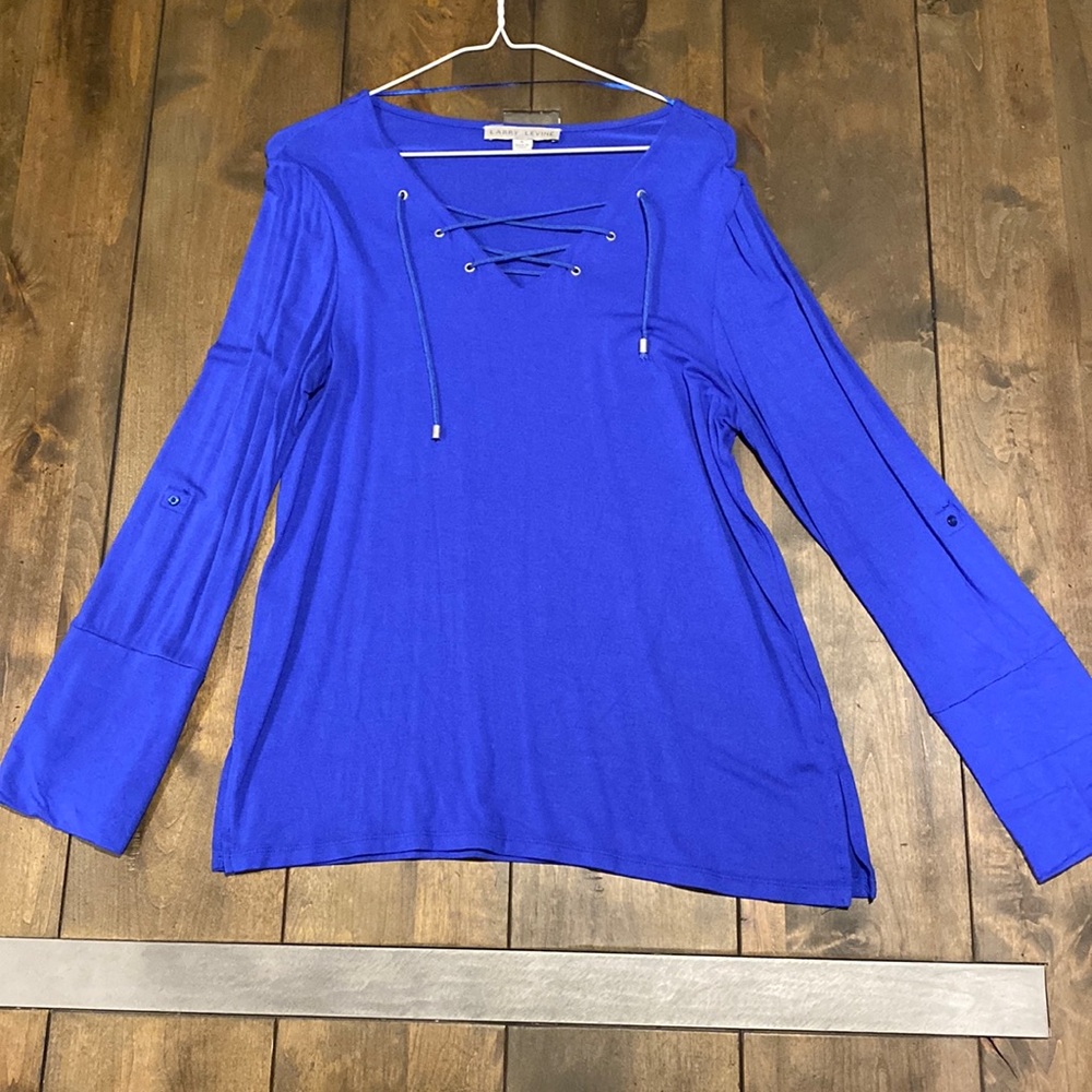 Blue long sleeve shirt